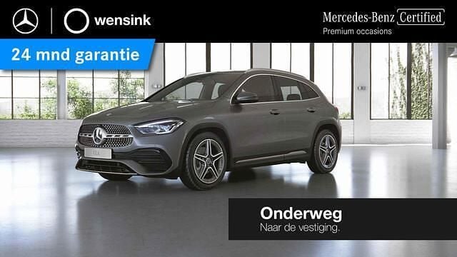 Grijs Gebruikt 2020 Mercedes GLA200 Business SUV | € 35.850 (Eerlijke prijs) - Afbeelding 1/4