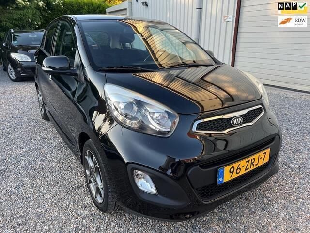 Zwart Gebruikt 2013 Kia Picanto Hatchback | € 5.749 (Eerlijke prijs) - Afbeelding 1/4