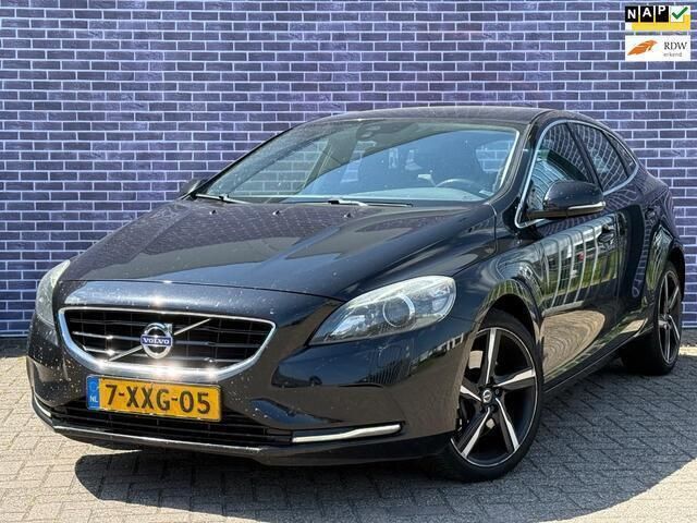 Zwart Gebruikt 2014 Volvo V40 Business Edition Stationwagen | € 5.950 (Duur) - Afbeelding 1/4