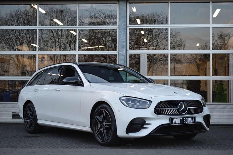 Occasion Mercedes E300 AMG 320 PK (235 kW) 2022 Wit (metallic) Stationwagen