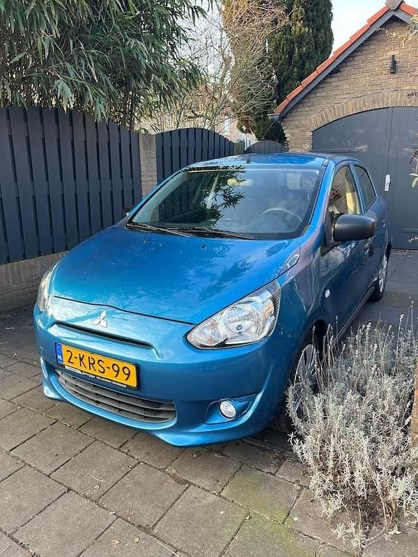 Occasion Mitsubishi Space Star Inform 71 PK (52 kW) 2013 Blauw Hatchback