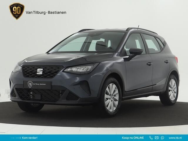 Grijs Gebruikt 2024 Seat Arona Style SUV | € 23.240 (Iets duurder) - Afbeelding 1/4
