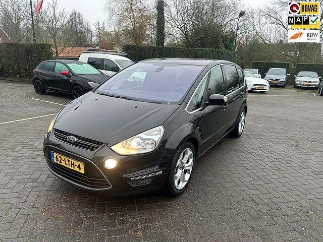 Zwart Gebruikt 2010 Ford S-MAX Titanium MPV | € 5.950 (Iets duurder) - Afbeelding 1/4