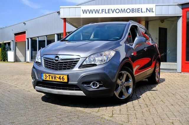 Grijs Gebruikt 2014 Opel Mokka Cosmo SUV | € 9.250 (Goede deal) - Afbeelding 1/4