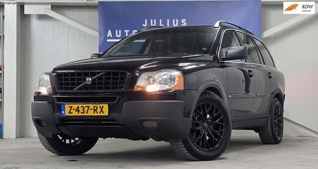 Zwart Gebruikt 2005 Volvo XC90 Executive SUV | € 14.493 (Eerlijke prijs) - Afbeelding 1/3