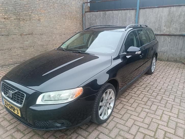 Gebruikt 2008 Volvo V70 Stationwagen | € 3.950 (Super prijs) - Afbeelding 1/4