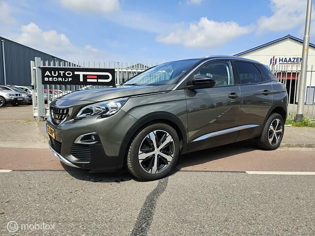 Grijs Gebruikt 2017 Peugeot 3008 Allure SUV | € 16.995 (Eerlijke prijs) - Afbeelding 1/4