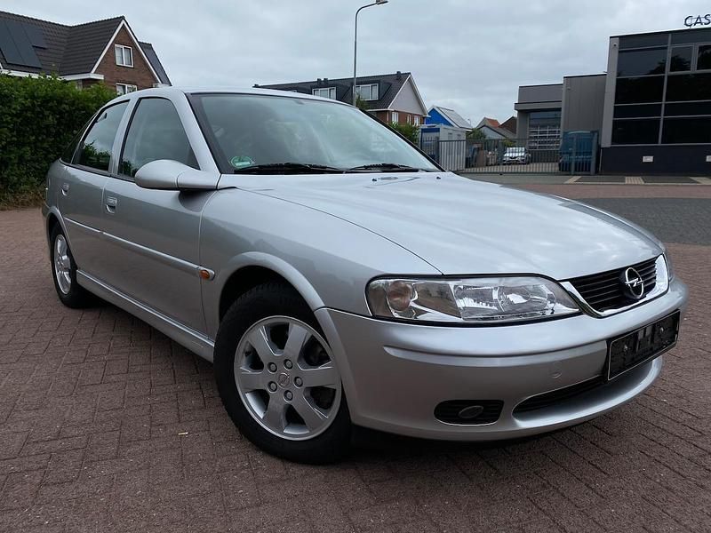 Occasion Opel Vectra Business Edition 2001 Grijs Hatchback