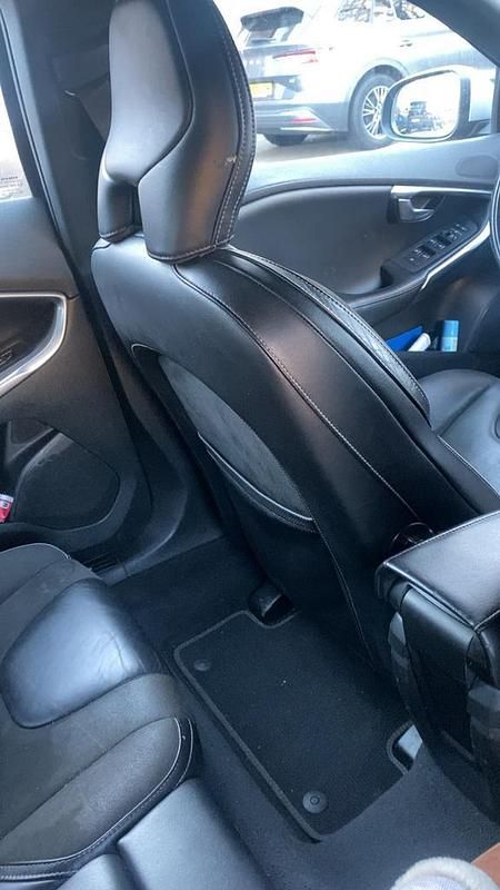 Occasion 2015 Volvo V40 | € 6.050 (Iets duurder) - Afbeelding 1/4