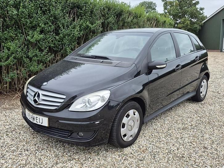 Zwart Gebruikt 2008 Mercedes B180 MPV | € 3.250 (Goede deal) - Afbeelding 1/4