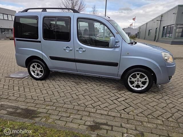 Occasion Fiat Doblò 77 PK (56 kW) 2010 Blauw MPV