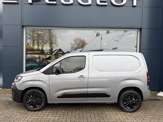 Nieuw Citroën Berlingo 100 kW (136 PK) 2025 Grijs MPV