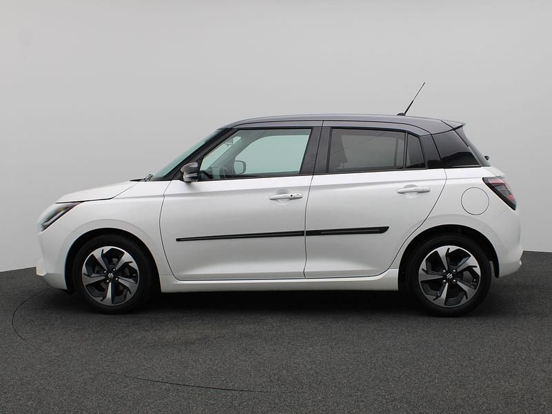 Occasion Suzuki Swift Style 82 PK (60 kW) 2024 Wit Hatchback