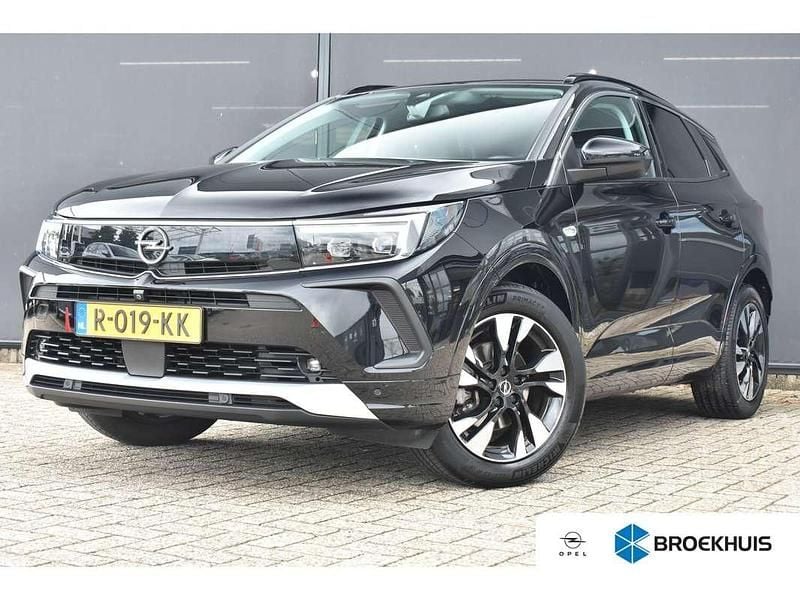 Zwart Gebruikt 2022 Opel Grandland X Business Elegance SUV | € 25.900 (Eerlijke prijs) - Afbeelding 1/4