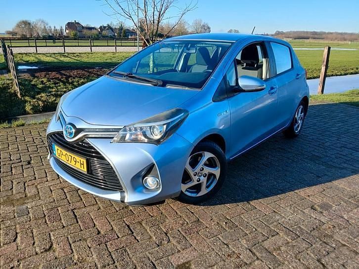 Occasion 2015 Toyota Yaris | € 8.850 (Eerlijke prijs) - Afbeelding 1/4