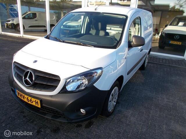 Wit Gebruikt 2021 Mercedes Citan 108 Van | € 12.950 (Eerlijke prijs) - Afbeelding 1/4
