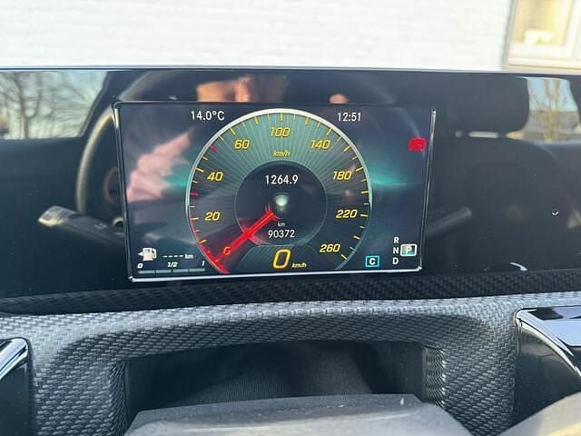 Occasion Mercedes A180 Premium 136 PK (100 kW) 2019 Zwart Hatchback