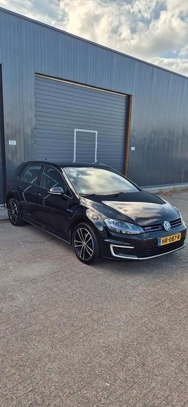 Gebruikt 2015 VW e-Golf Hatchback | € 8.900 (Super prijs) - Afbeelding 1/4