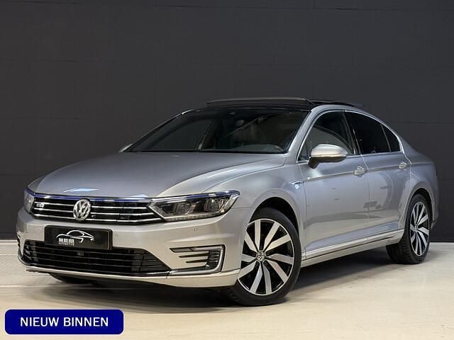 Occasion VW Passat Highline 218 PK (160 kW) 2015 Grijs Sedan