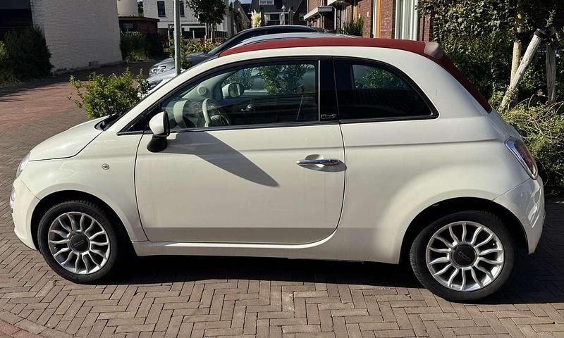 Wit Gebruikt 2013 Fiat 500 Lounge Cabriolet | € 5.900 (Eerlijke prijs) - Afbeelding 1/4