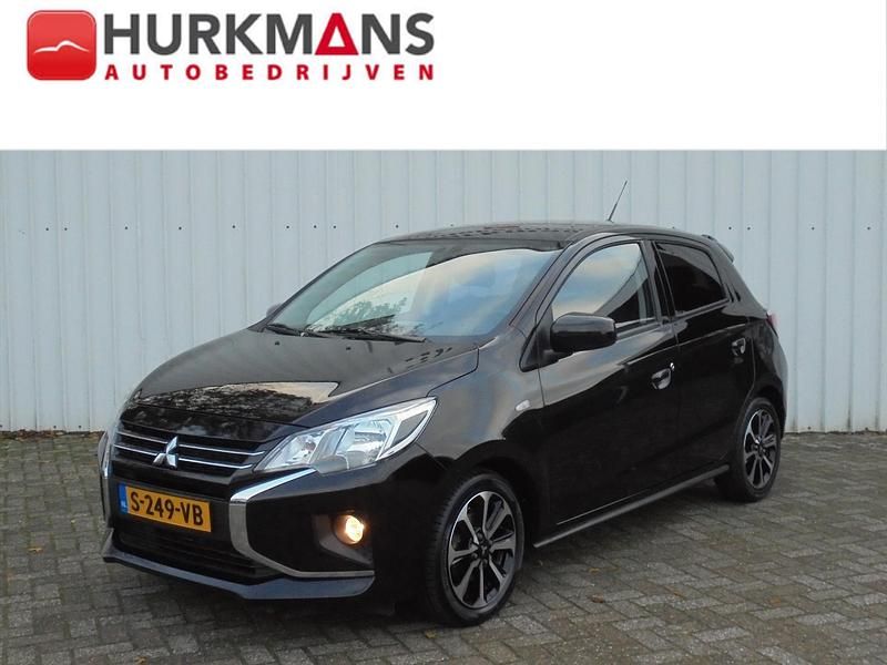 Zwart Occasion 2023 Mitsubishi Space Star Hatchback | € 14.948 (Eerlijke prijs) - Afbeelding 1/4
