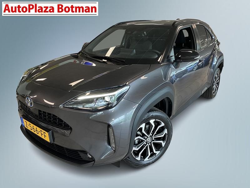 Grijs Gebruikt 2024 Toyota Yaris Cross SUV | € 27.950 (Eerlijke prijs) - Afbeelding 1/4