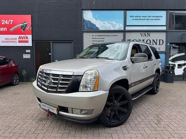 Grijs Gebruikt 2008 Cadillac Escalade SUV | € 14.950 - Afbeelding 1/4