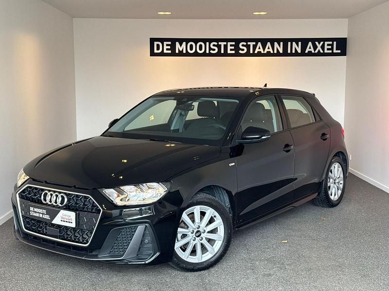 Hatchback Gebruikt 2024 Audi A1 Sportback Proline Hatchback | € 25.950 (Goede deal) - Afbeelding 1/3