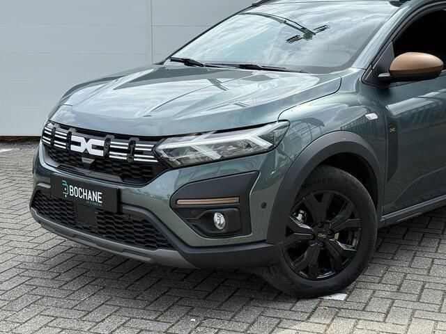 Occasion Dacia Jogger Extreme 142 PK (104 kW) 2024 Groen, metallic lak MPV