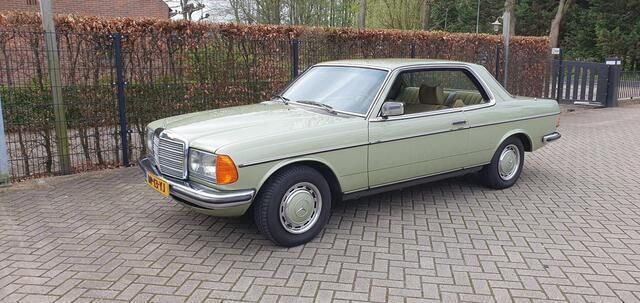 Occasion Mercedes 230 109 PK (80 kW) 1979 Groen