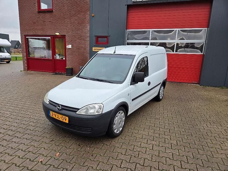 Gebruikt 2010 Opel Combo | € 1.750 (Eerlijke prijs) - Afbeelding 1/4