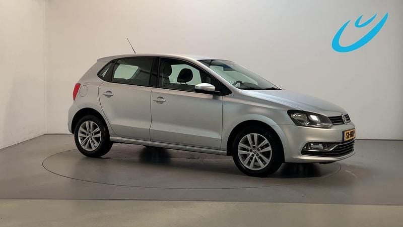 Grijs Gebruikt 2018 VW Polo Highline Hatchback | € 5.950 (Super prijs) - Afbeelding 1/3