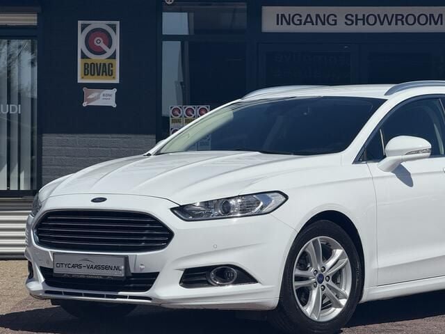 Occasion Ford Mondeo Titanium 161 PK (118 kW) 2017 Wit Hatchback