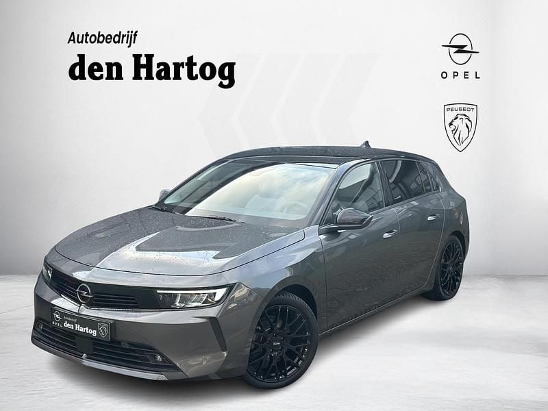 Grijs Gebruikt 2024 Opel Astra GS Line Hatchback | € 25.850 (Super prijs) - Afbeelding 1/4