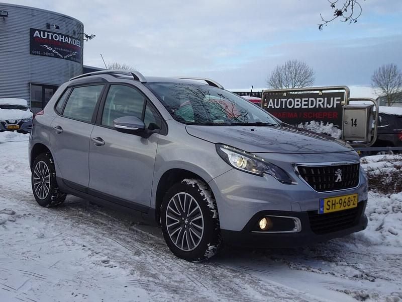 Grijs Gebruikt 2018 Peugeot 2008 SUV | € 8.750 (Super prijs) - Afbeelding 1/4