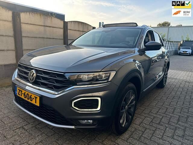 Grijs Gebruikt 2019 VW T-Roc Sport SUV | € 19.499 (Eerlijke prijs) - Afbeelding 1/4