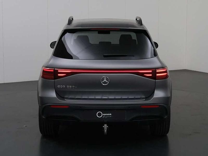 Occasion Mercedes EQB250+ AMG line 140 kW (191 PK) 2025 Grijs SUV