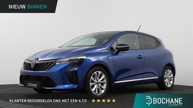 Bleu iron (rqh) Gebruikt 2024 Renault Clio V Evolution Hatchback | € 18.800 (Eerlijke prijs) - Afbeelding 1/4