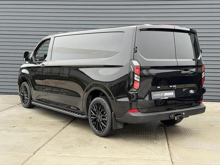 Occasion Ford Transit Custom 136 PK (100 kW) 2024 Zwart (metallic) Hatchback