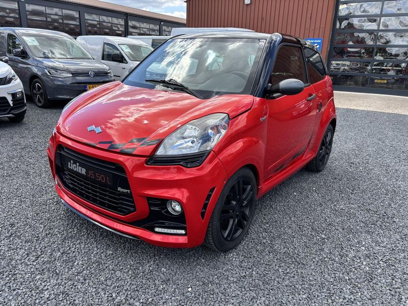 Rood Gebruikt 2015 Ligier JS50 Hatchback | € 9.950 - Afbeelding 1/4