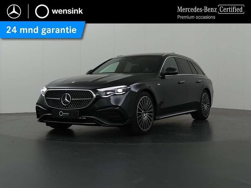 Grijs Gebruikt 2025 Mercedes E300 Sport Edition Stationwagen | € 69.850 - Afbeelding 1/4