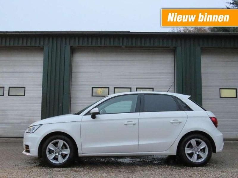 Wit Gebruikt 2018 Audi A1 Proline Hatchback | € 12.450 (Super prijs) - Afbeelding 1/4