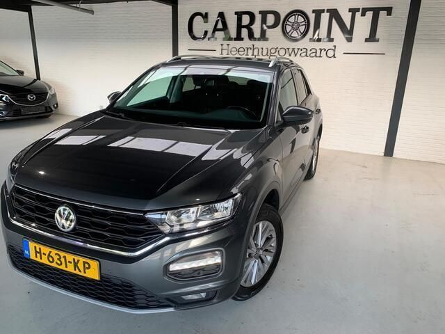 Grijs Gebruikt 2020 VW T-Roc Business SUV | € 15.400 (Goede deal) - Afbeelding 1/4