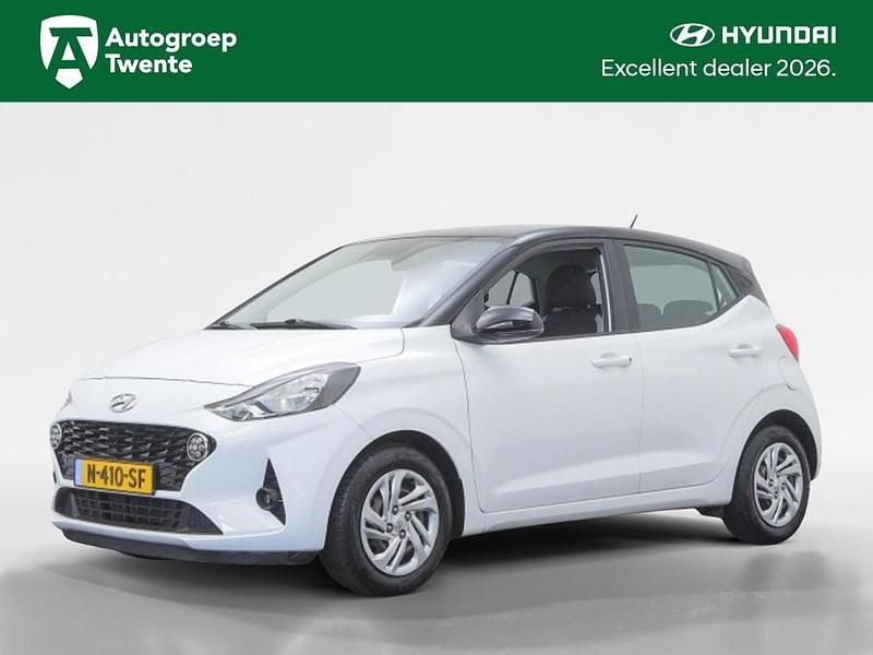 Wit Occasion 2022 Hyundai i10 Comfort Hatchback | € 16.450 (Eerlijke prijs) - Afbeelding 1/4