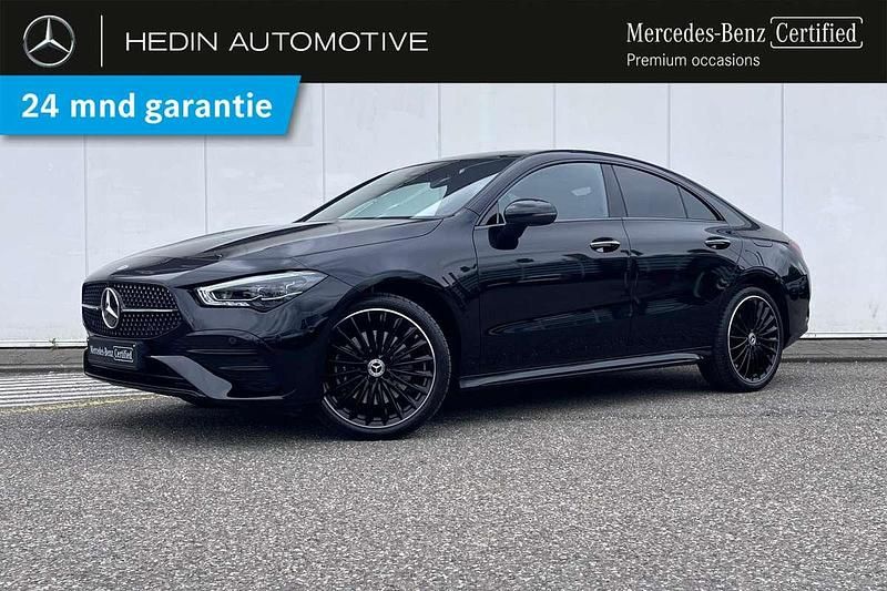 Zwart Gebruikt 2024 Mercedes CLA250e AMG line Sedan | € 46.900 (Eerlijke prijs) - Afbeelding 1/3