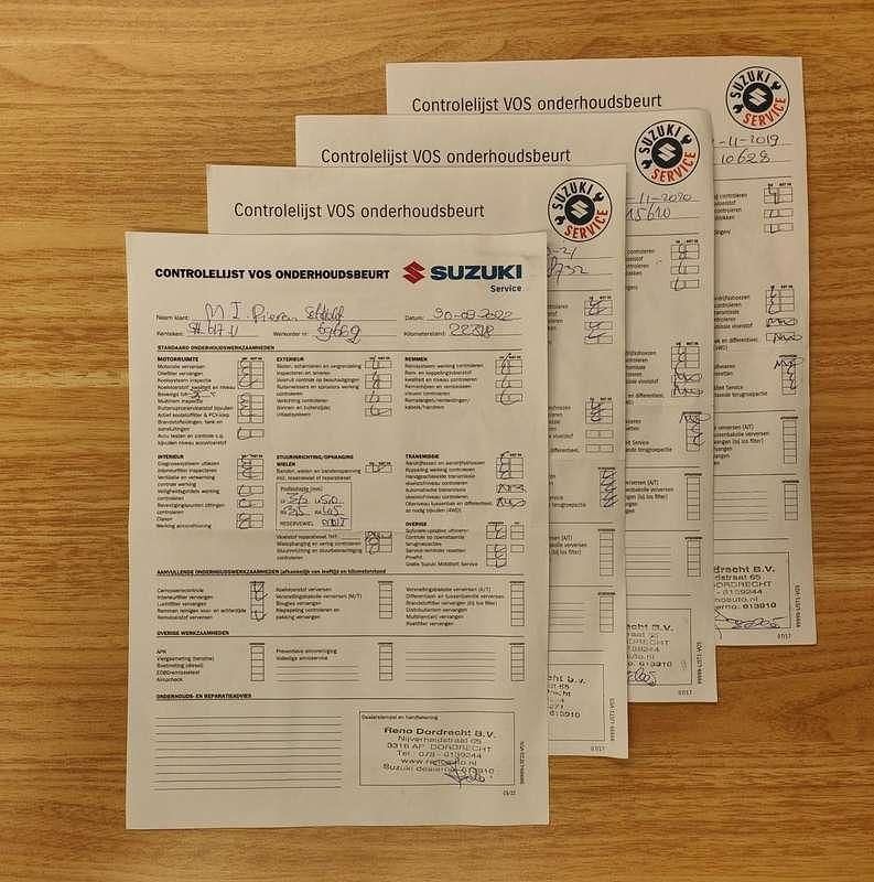 Occasion Suzuki Ignis 90 PK (66 kW) 2018 Geel (metallic) SUV