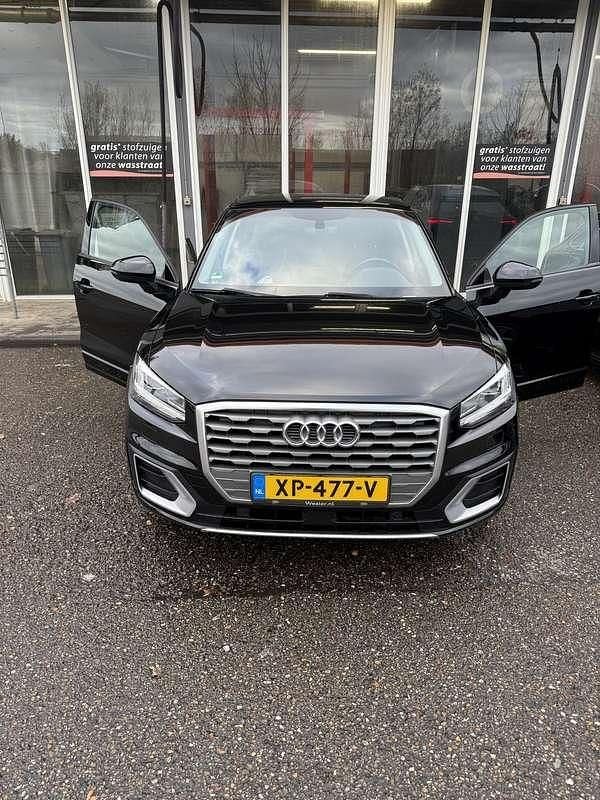 Zwart Occasion 2018 Audi Q2 SUV | € 14.500 (Super prijs) - Afbeelding 1/4