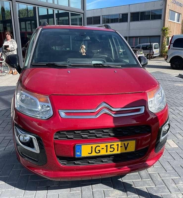 Rood Gebruikt 2016 Citroën C3 Picasso Feel MPV | € 4.850 (Goede deal) - Afbeelding 1/4