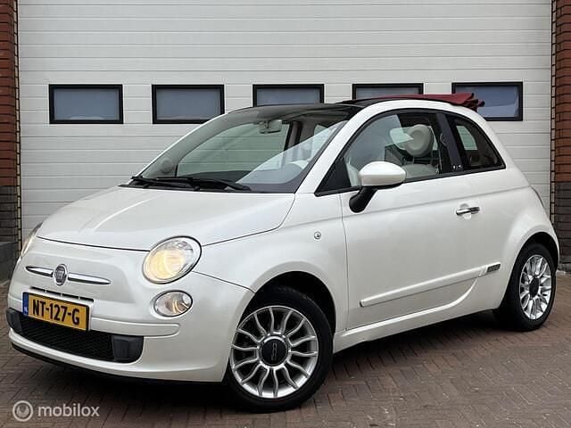 Wit Occasion 2010 Fiat 500 Lounge Hatchback | € 4.999 (Eerlijke prijs) - Afbeelding 1/4