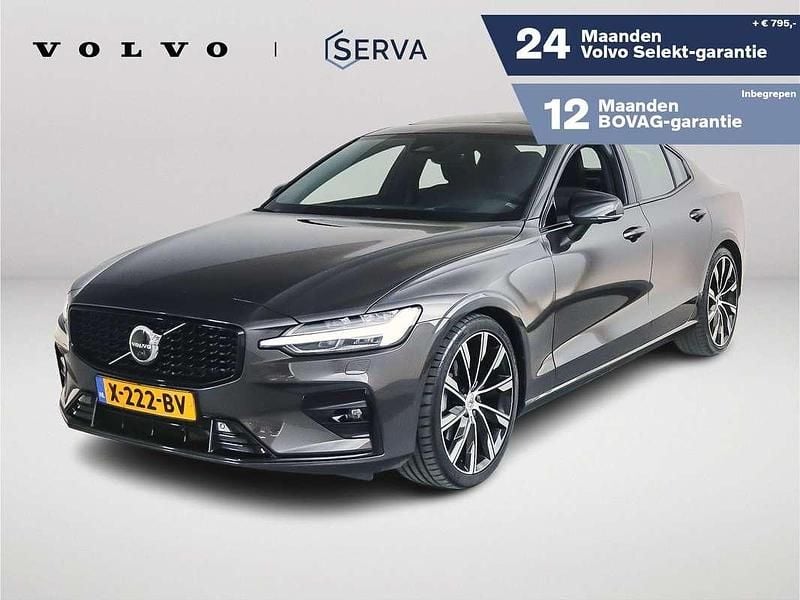 Grijs Gebruikt 2023 Volvo S60 Ultimate Sedan | € 39.995 (Duur) - Afbeelding 1/4